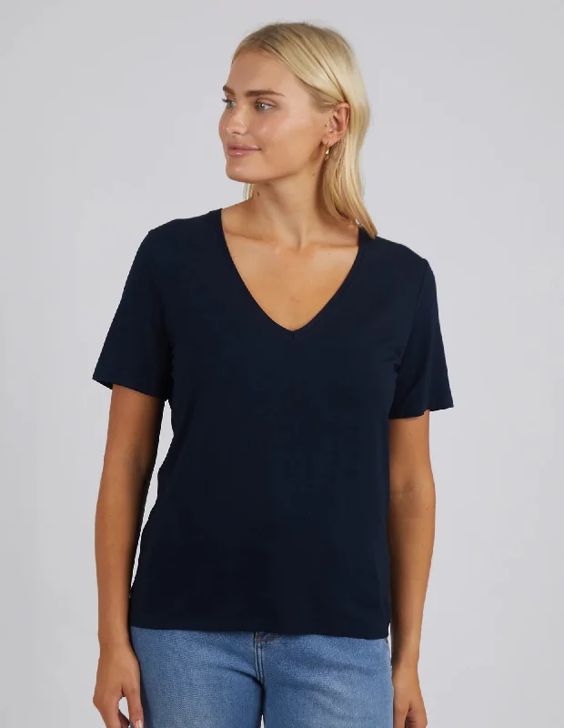 Lexi V Neck Tee - Elm Lifestyle