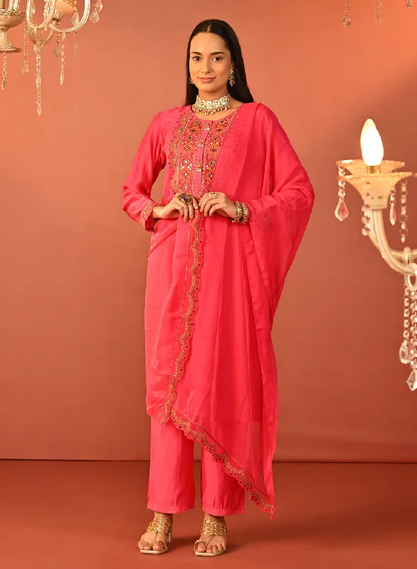 Shirin Fuchsia Pink Chanderi Embroidered Kurta Set for Women